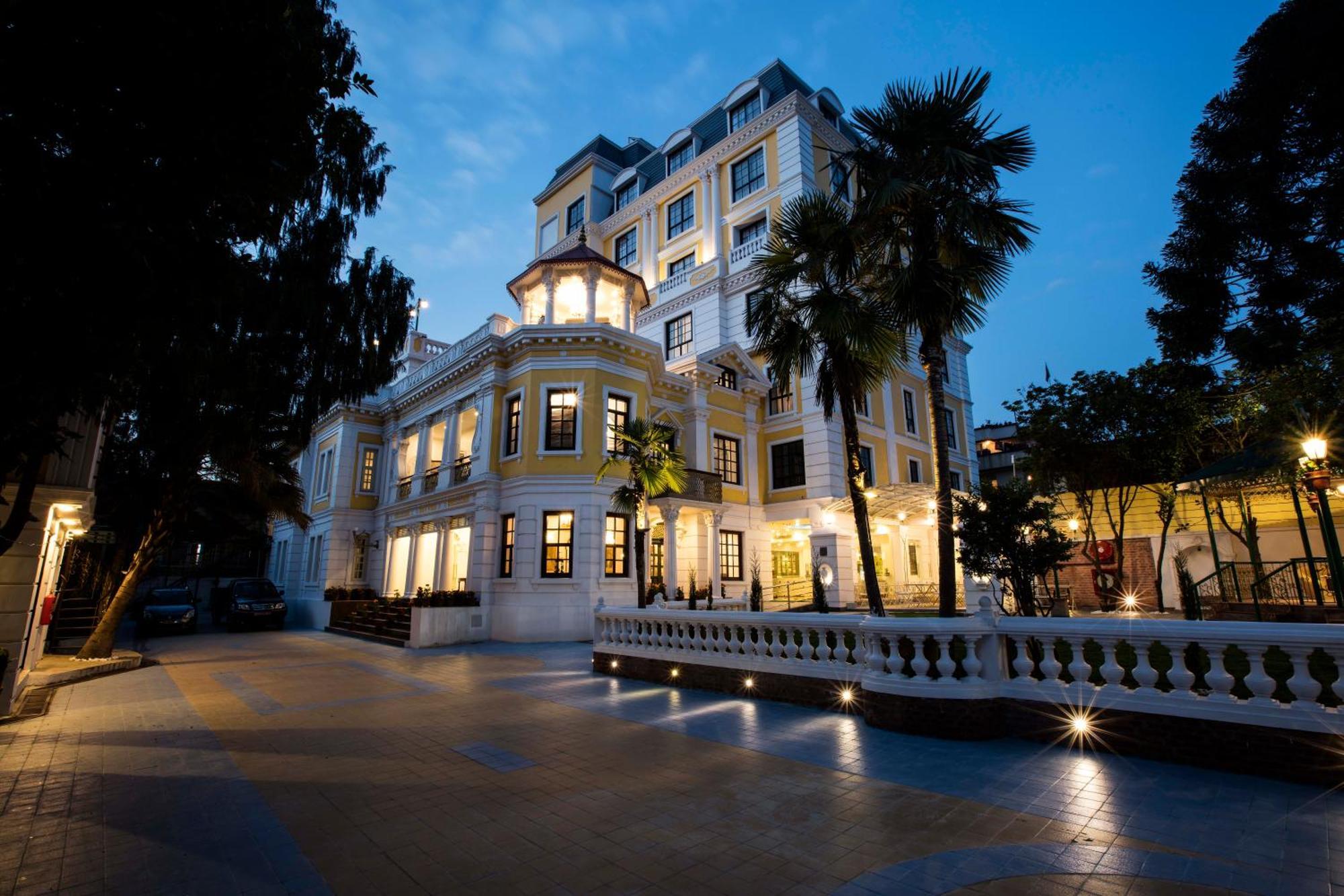Maya Manor Boutique Hotel By Kgh Group Kathmandu Exterior photo